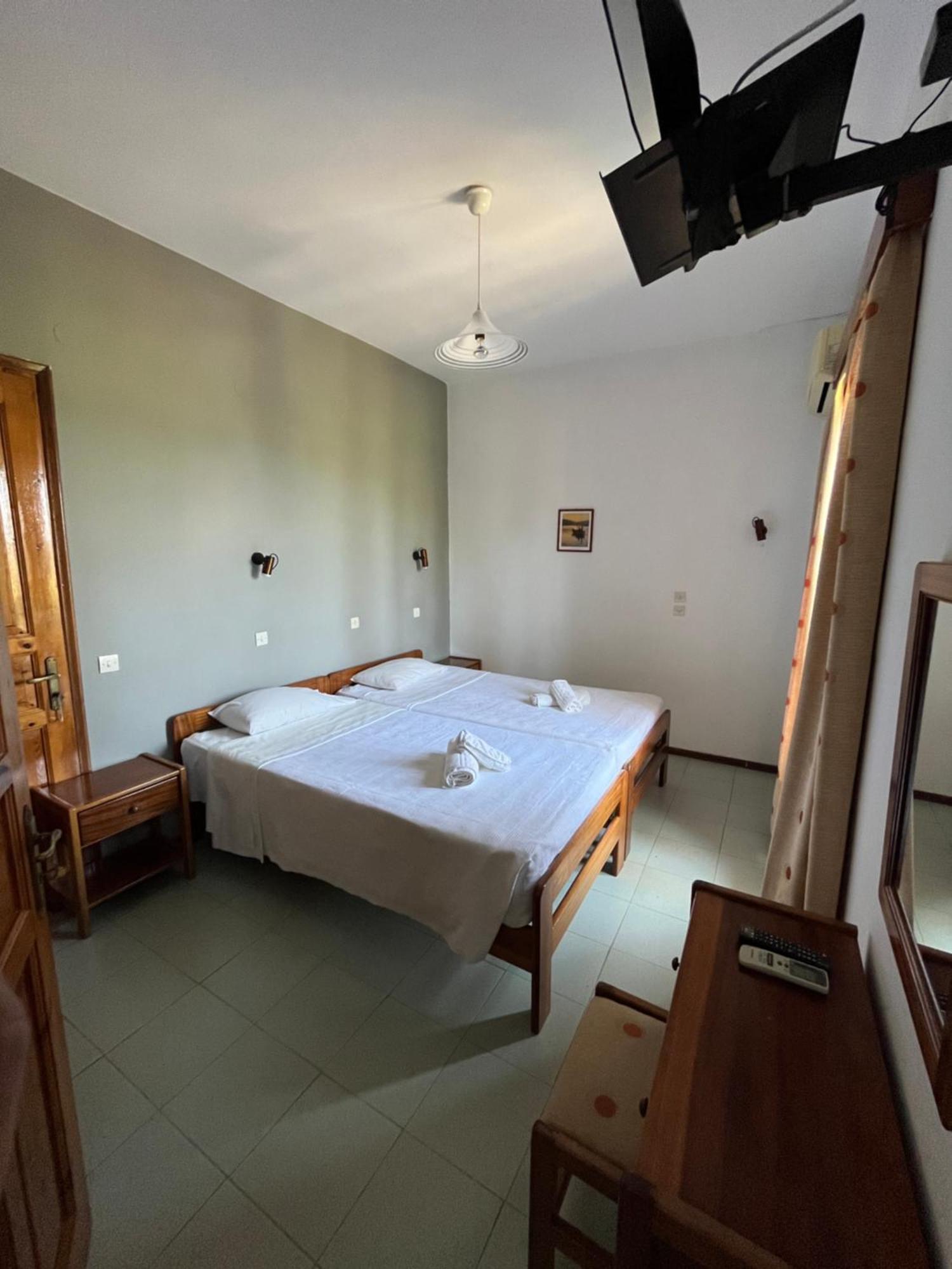 Islands Apartments Petra  Bagian luar foto