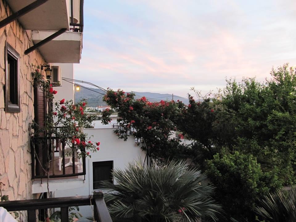 Islands Apartments Petra  Bagian luar foto